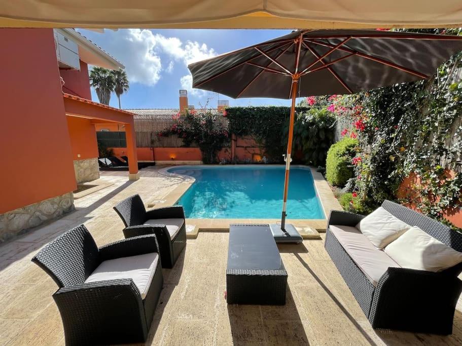 Studio With Private Swimming Pool And Garden Cascaes Exterior foto